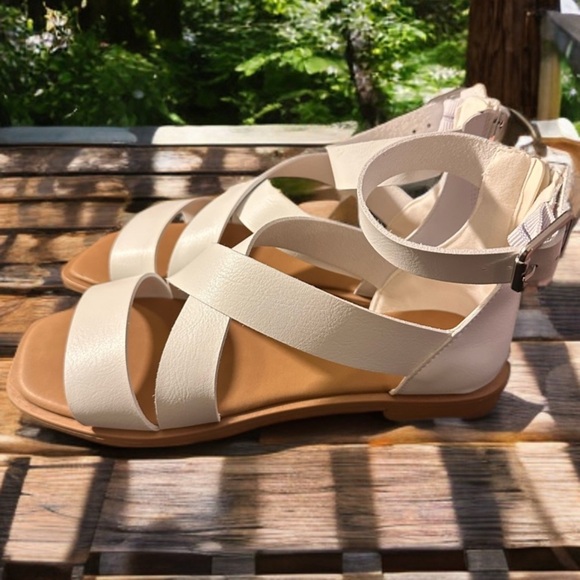 NEW Fitory Women’s Open Toe Gladiator Sandals White Size 7 - Picture 9 of 16